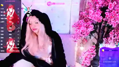     online show from 02/05/26, 01:27