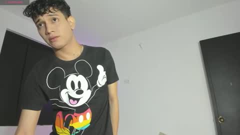 Namir  online show from 11/30/25, 11:03