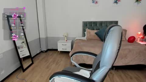 nami online show from 02/04/25, 02:28