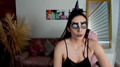 nami online show from 10/07/25, 07:00