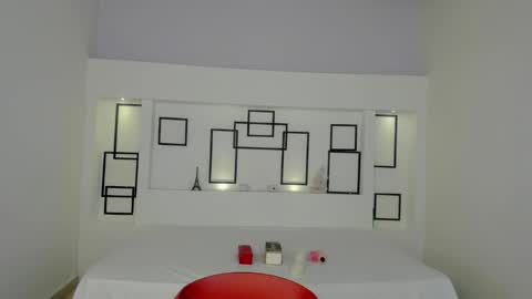 Snapshot of namoismith chatting on 02/11/25, 10:04 Namoi Smith online show from 02/11/25, 10:04