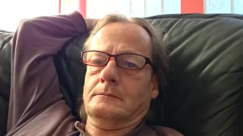 Snapshot of namorreyeb chatting on 11/22/25, 09:52 namorreyeb online show from 11/22/25, 09:52