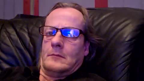 Snapshot of namorreyeb chatting on 12/20/25, 06:48 namorreyeb online show from 12/20/25, 06:48