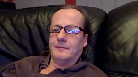 Snapshot of namorreyeb chatting on 01/13/26, 04:23 namorreyeb online show from 01/13/26, 04:23