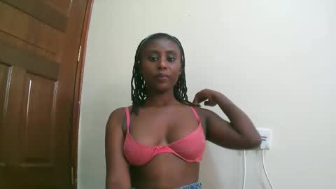 nana2095 online show from 10/19/25, 11:22