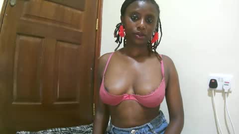 nana2095 online show from 12/20/25, 04:30