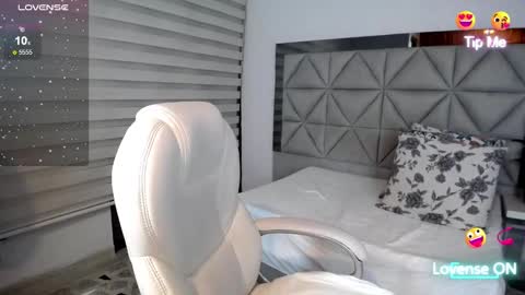 Snapshot of nana_levy chatting on 01/25/25, 07:06 Nana levy online show from 01/25/25, 07:06