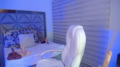 Snapshot of nana_levy chatting on 10/10/25, 04:11 Nana levy online show from 10/10/25, 04:11