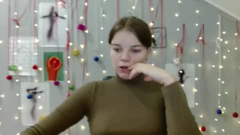 Nana online show from 11/25/25, 08:03