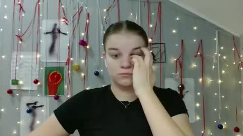 Nana online show from 12/02/25, 08:08