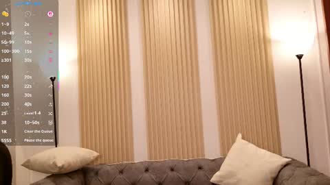 Snapshot of nanaa_snow chatting on 07/03/26, 04:52 Nanaa snow online show from 07/03/26, 04:52