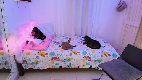 samantha online show from 10/08/25, 07:44