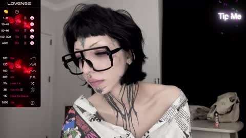 Nana online show from 01/11/25, 03:09