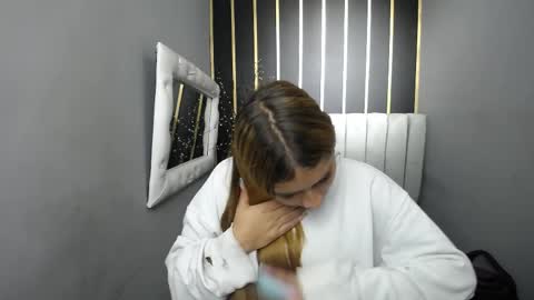 Snapshot of nancy_blonde chatting on 05/22/26, 12:44 nancy blonde online show from 05/22/26, 12:44