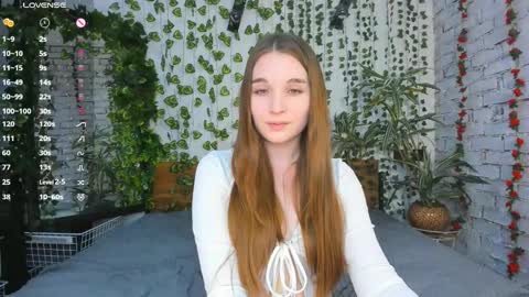 Luna online show from 02/13/25, 01:15