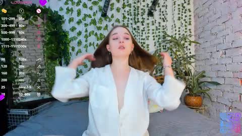 Luna online show from 03/02/25, 06:05