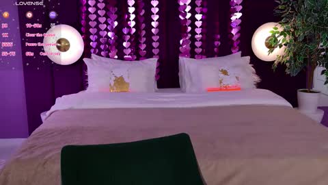 Nancy online show from 03/08/26, 03:21