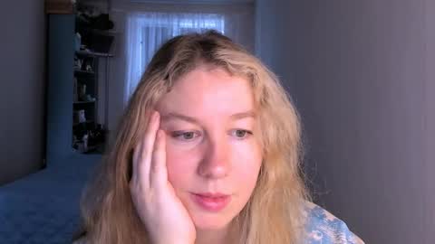 Nancy online show from 04/07/26, 07:42