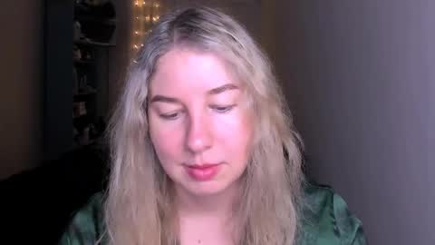 Nancy online show from 04/20/26, 06:53