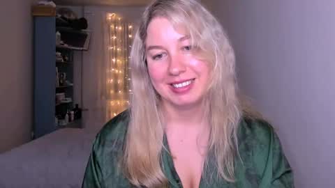 Snapshot of nancysanders chatting on 05/16/26, 08:29 Nancy online show from 05/16/26, 08:29
