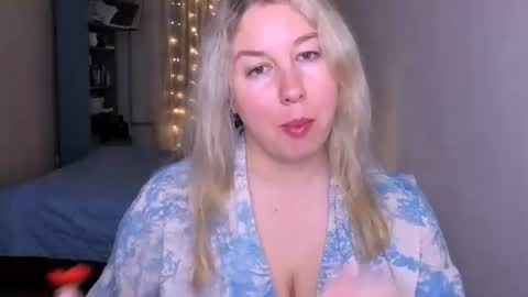Snapshot of nancysanders chatting on 06/20/26, 06:11 Nancy online show from 06/20/26, 06:11