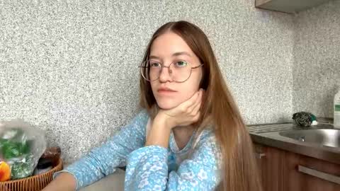 Niki online show from 03/09/26, 05:22