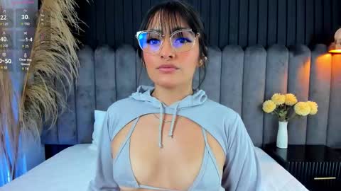 Snapshot of nanda_vixen_ chatting on 02/11/26, 08:58 Nanda online show from 02/11/26, 08:58