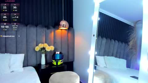 Snapshot of nanda_vixen_ chatting on 02/12/26, 09:10 Nanda online show from 02/12/26, 09:10