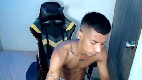 nando_col online show from 11/04/25, 06:51