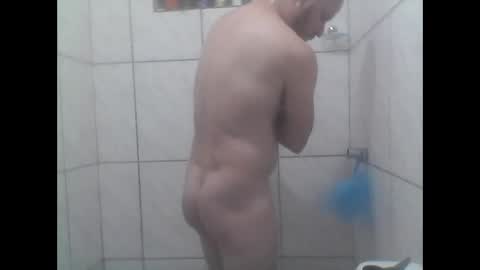 Snapshot of nandoraise1990 chatting on 05/16/26, 06:43 nandoraise1990 online show from 05/16/26, 06:43