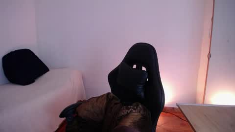 Snapshot of nani_gutierrez chatting on 05/13/26, 12:30 Nani online show from 05/13/26, 12:30