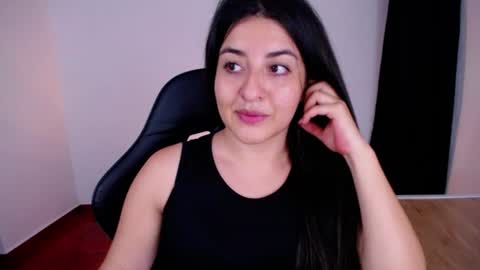 Snapshot of nani_gutierrez chatting on 07/02/26, 12:21 Nani online show from 07/02/26, 12:21