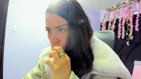 nanis james15 online show from 02/18/26, 02:29