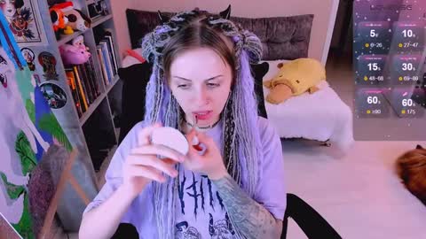 Monday-Friday 12-4 AM and 6-9 AM New York time online show from 12/06/24, 11:00