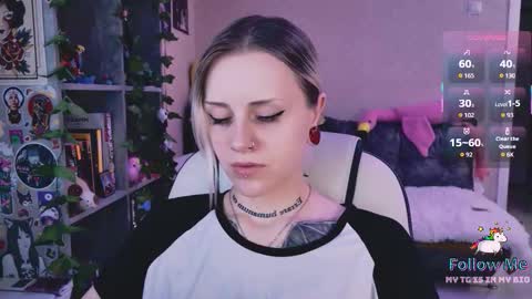 Monday-Friday 12-4 AM and 6-9 AM New York time online show from 03/20/26, 08:25