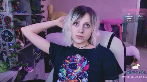 Monday-Friday 12-4 AM and 6-9 AM New York time online show from 03/31/26, 08:31