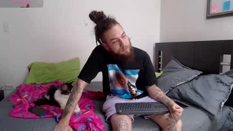 nanna_and_balder2 online show from 02/21/25, 08:16