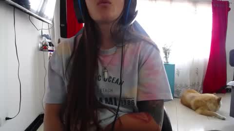 nanna yoshi online show from 12/11/24, 08:28