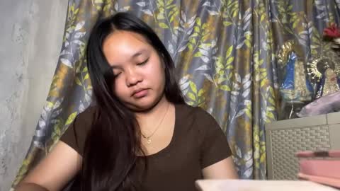 Sophie online show from 05/18/26, 03:40