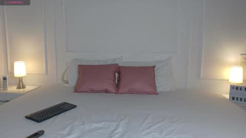 nany_model25 online show from 02/18/26, 09:55