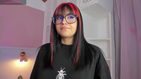 Snapshot of naoko_kirino chatting on 12/06/24, 05:55 Naoko online show from 12/06/24, 05:55