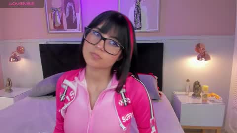 Snapshot of naoko_kirino chatting on 01/12/25, 04:18 Naoko online show from 01/12/25, 04:18