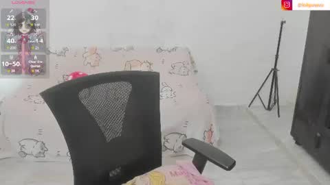 Snapshot of naoko_uwu chatting on 06/29/26, 02:06 Naoko online show from 06/29/26, 02:06