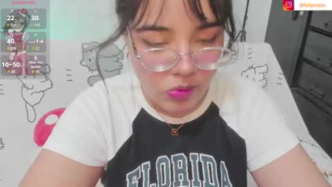 Snapshot of naoko_uwu chatting on 07/18/26, 04:00 Naoko online show from 07/18/26, 04:00