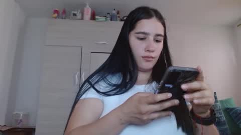 naomi_d online show from 04/27/26, 10:08
