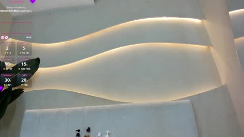 Naomi  online show from 01/07/25, 10:19