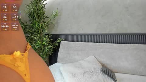 Naomi  online show from 02/05/25, 07:53