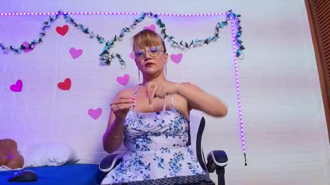 Naomi online show from 10/03/25, 11:18