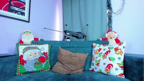 Nahomi Jones online show from 12/01/24, 08:09