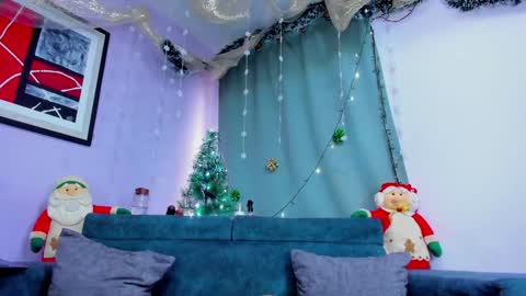 Nahomi Jones online show from 12/28/24, 08:15